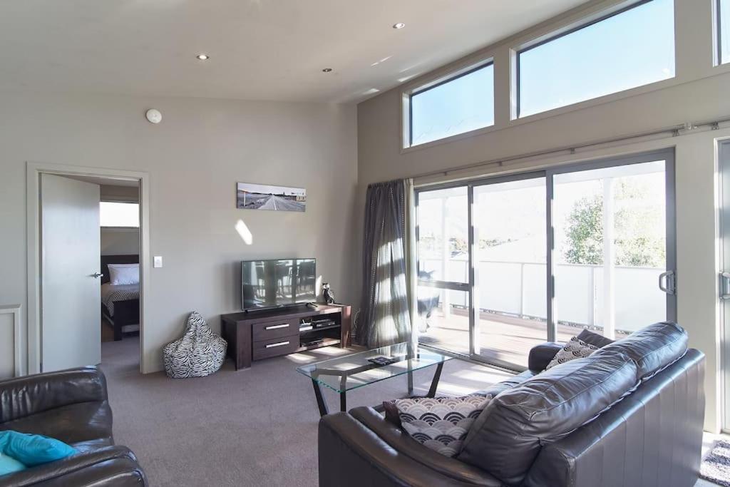 Stunning Bob Lee Place Villa Wanaka Bagian luar foto