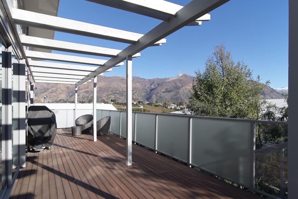 Stunning Bob Lee Place Villa Wanaka Bagian luar foto